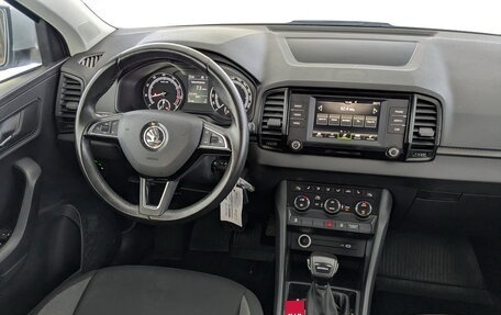 Skoda Karoq I, 2020 год, 2 220 000 рублей, 29 фотография