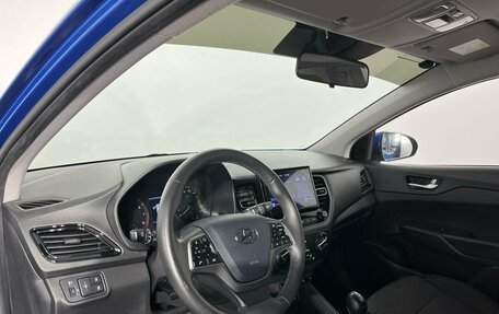 Hyundai Solaris II рестайлинг, 2021 год, 1 450 000 рублей, 8 фотография