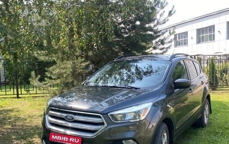 Ford Escape III, 2018 год, 1 700 000 рублей, 1 фотография