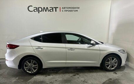 Hyundai Elantra VI рестайлинг, 2018 год, 1 400 000 рублей, 8 фотография