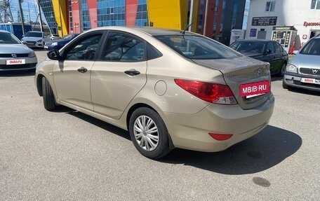 Hyundai Solaris II рестайлинг, 2013 год, 545 000 рублей, 4 фотография