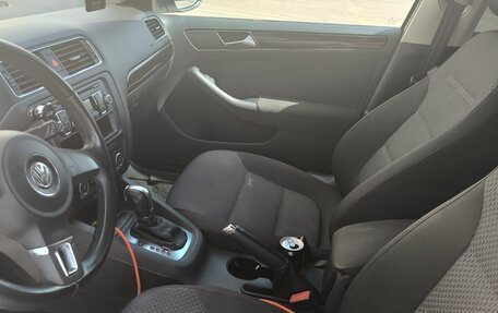 Volkswagen Jetta VI, 2012 год, 750 000 рублей, 4 фотография