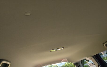 Toyota Wish II, 2011 год, 1 370 000 рублей, 12 фотография