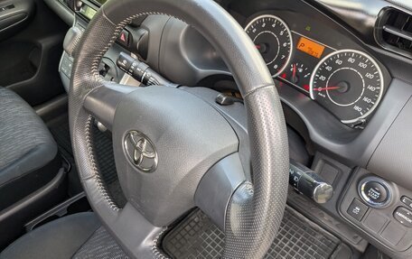 Toyota Wish II, 2011 год, 1 370 000 рублей, 11 фотография