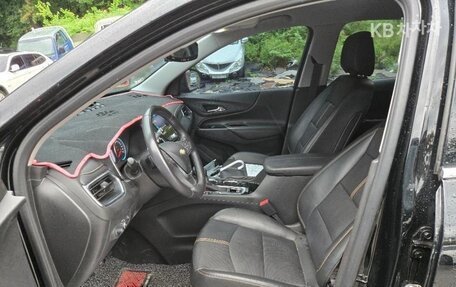 Chevrolet Equinox III, 2022 год, 1 700 000 рублей, 6 фотография