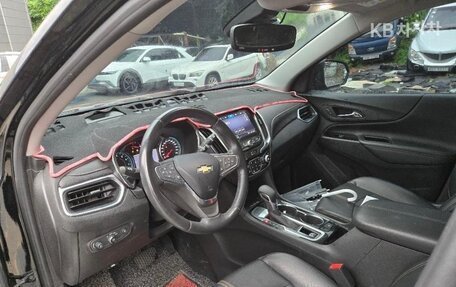 Chevrolet Equinox III, 2022 год, 1 700 000 рублей, 5 фотография
