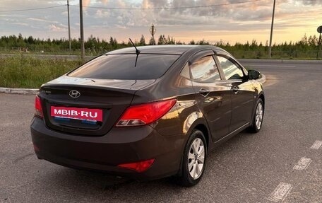 Hyundai Solaris II рестайлинг, 2016 год, 1 000 000 рублей, 6 фотография