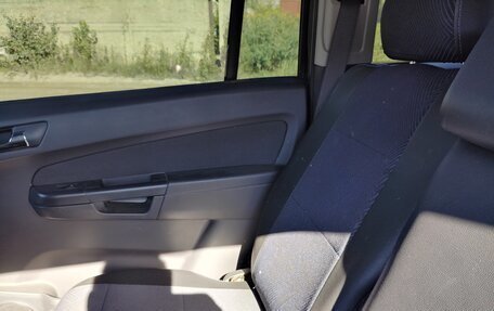 Opel Zafira B, 2013 год, 1 350 000 рублей, 4 фотография