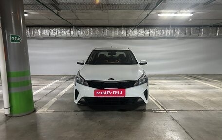 KIA Rio IV, 2021 год, 1 550 000 рублей, 8 фотография