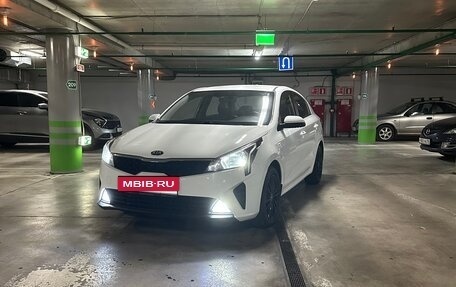 KIA Rio IV, 2021 год, 1 550 000 рублей, 6 фотография