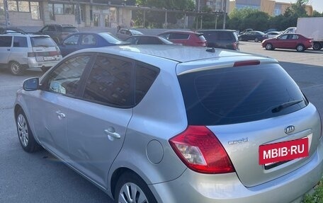 KIA cee'd I рестайлинг, 2010 год, 445 000 рублей, 4 фотография