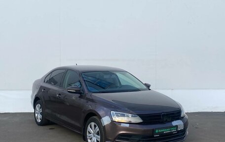 Volkswagen Jetta VI, 2015 год, 910 000 рублей, 3 фотография