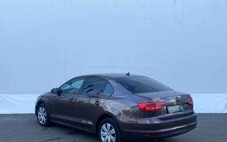 Volkswagen Jetta VI, 2015 год, 910 000 рублей, 6 фотография