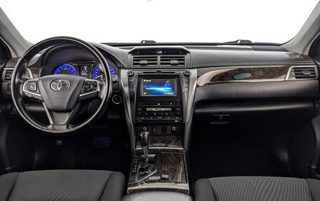 Toyota Camry, 2015 год, 1 795 000 рублей, 14 фотография