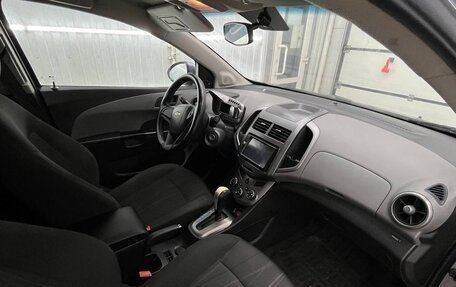 Chevrolet Aveo III, 2014 год, 700 000 рублей, 4 фотография