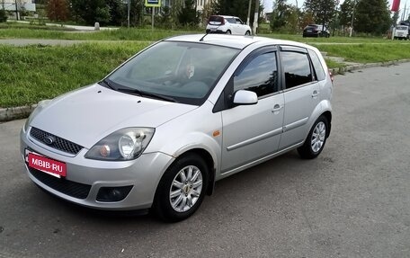 Ford Fiesta, 2007 год, 330 000 рублей, 4 фотография