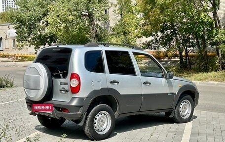 Chevrolet Niva I рестайлинг, 2010 год, 350 000 рублей, 4 фотография