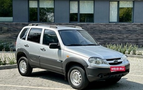 Chevrolet Niva I рестайлинг, 2010 год, 350 000 рублей, 2 фотография