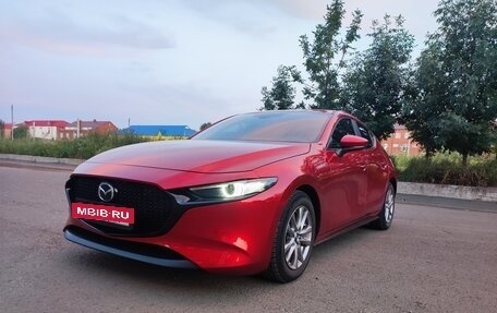 Mazda 3, 2019 год, 2 100 000 рублей, 6 фотография