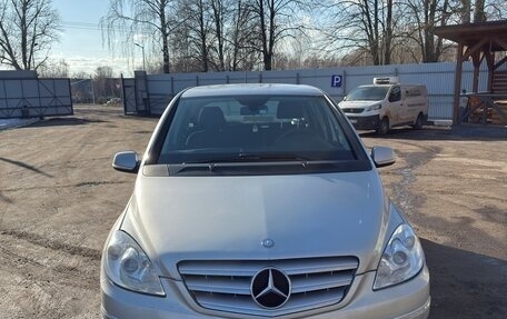 Mercedes-Benz B-Класс, 2010 год, 790 000 рублей, 2 фотография