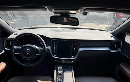 Volvo S60 III, 2023 год, 2 892 000 рублей, 8 фотография