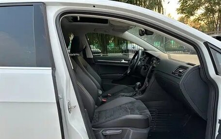Volkswagen Golf VII, 2020 год, 1 550 000 рублей, 17 фотография