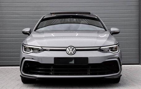 Volkswagen Golf VIII, 2022 год, 2 190 000 рублей, 2 фотография