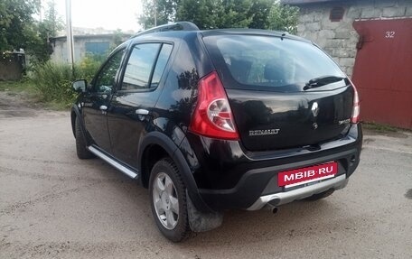 Renault Sandero I, 2013 год, 710 000 рублей, 5 фотография