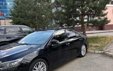 Toyota Camry, 2017 год, 1 700 000 рублей, 5 фотография