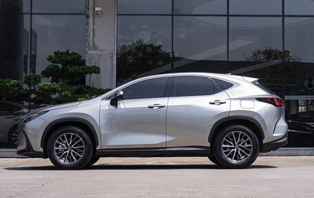 Lexus NX, 2023 год, 4 000 000 рублей, 5 фотография
