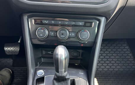 Volkswagen Tiguan II, 2017 год, 3 500 000 рублей, 18 фотография