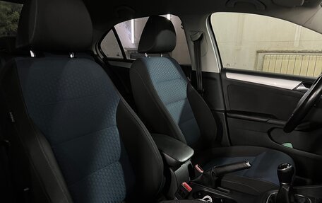 Volkswagen Jetta VI, 2013 год, 1 059 000 рублей, 3 фотография