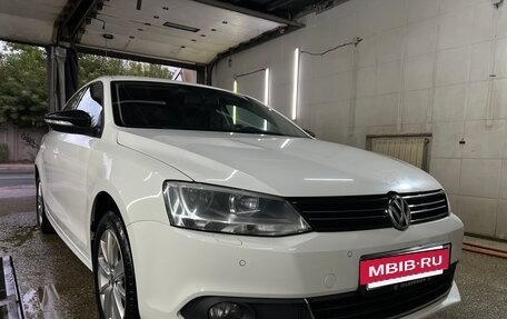 Volkswagen Jetta VI, 2013 год, 1 059 000 рублей, 7 фотография