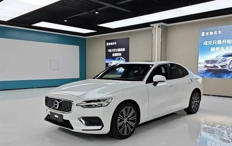 Volvo S60 III, 2021 год, 1 808 000 рублей, 3 фотография