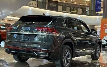 Volkswagen Teramont I, 2022 год, 2 620 000 рублей, 4 фотография