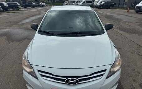 Hyundai Solaris II рестайлинг, 2016 год, 500 000 рублей, 3 фотография