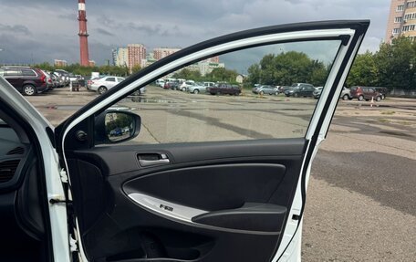 Hyundai Solaris II рестайлинг, 2016 год, 500 000 рублей, 21 фотография