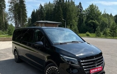 Mercedes-Benz V-Класс, 2018 год, 11 500 000 рублей, 1 фотография