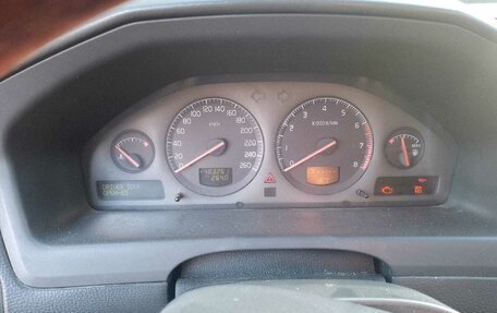 Volvo S60 III, 2001 год, 450 000 рублей, 15 фотография