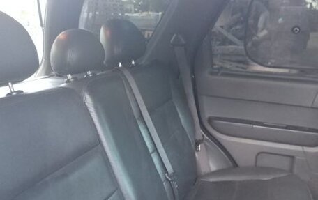 Ford Escape II, 2008 год, 14 фотография