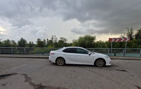Toyota Camry, 2018 год, 1 200 000 рублей, 3 фотография