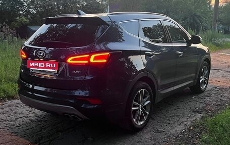 Hyundai Santa Fe III рестайлинг, 2016 год, 1 900 000 рублей, 3 фотография