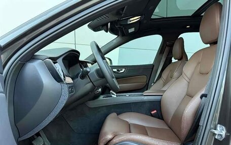 Volvo XC60 II, 2022 год, 3 720 000 рублей, 12 фотография