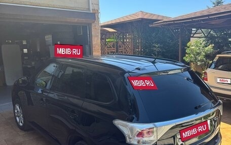 Mitsubishi Outlander III рестайлинг 3, 2012 год, 1 300 000 рублей, 2 фотография