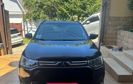 Mitsubishi Outlander III рестайлинг 3, 2012 год, 1 300 000 рублей, 6 фотография