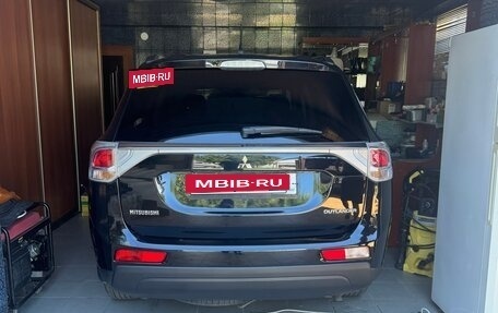 Mitsubishi Outlander III рестайлинг 3, 2012 год, 1 300 000 рублей, 7 фотография