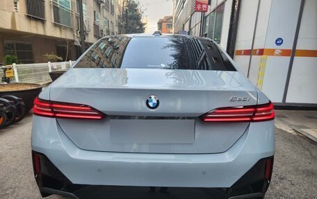 BMW 5 серия, 2024 год, 6 120 000 рублей, 4 фотография