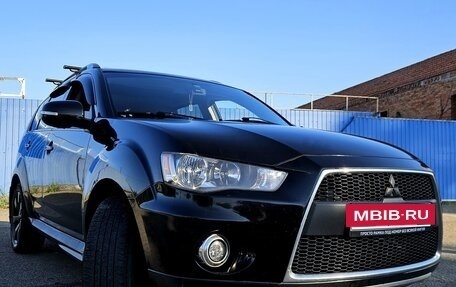 Mitsubishi Outlander III рестайлинг 3, 2011 год, 1 390 000 рублей, 9 фотография