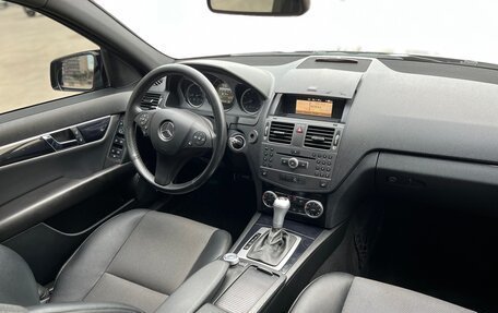 Mercedes-Benz C-Класс, 2010 год, 1 100 000 рублей, 18 фотография