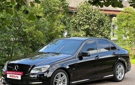 Mercedes-Benz C-Класс, 2010 год, 1 100 000 рублей, 17 фотография
